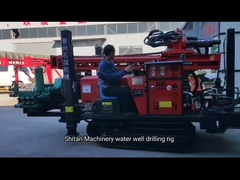 বড় সেন্ট 180 বায়ুসংক্রান্ত জলের কূপ ড্রিলিং রিগ উচ্চ গতির ক্রলার মাউন্ট করা হয়েছে